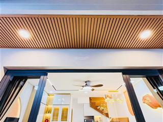 Sốc giá! nhà trung tâm bình thạnh chỉ hơn 2 tỷ ngang 4m cực đẹp