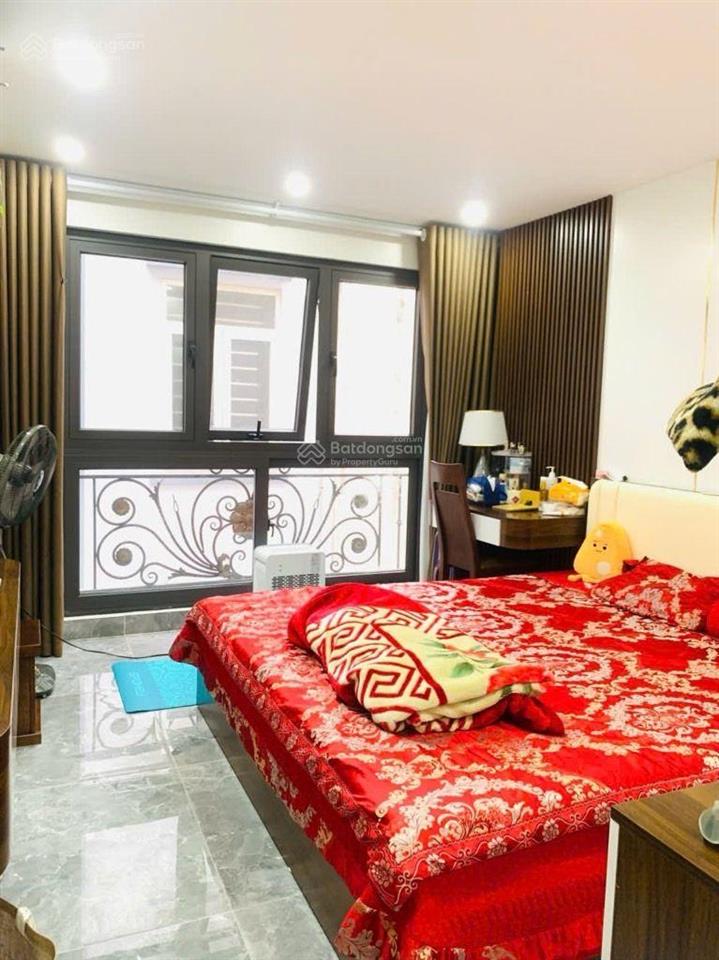 Bán nhà riêng tại xuân thủy, 18,9 tỷ, 42m2, 7pn, 7wc, hàng hiếm tại cầu giấy