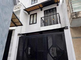 Bán nhà / phan đình phùng diện tích 4.15 x 11.5 1 trệt 2 lầu st giá 6.8 tỷ