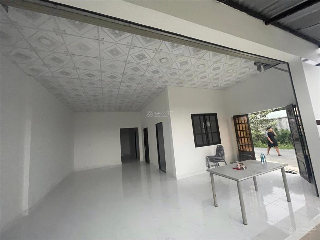 Bán gấp căn nhà 124m2 giá 1ty2 ngay đường nguyễn thị nị xã phước hiệp củ chi ngay trưởng tiểu học.
