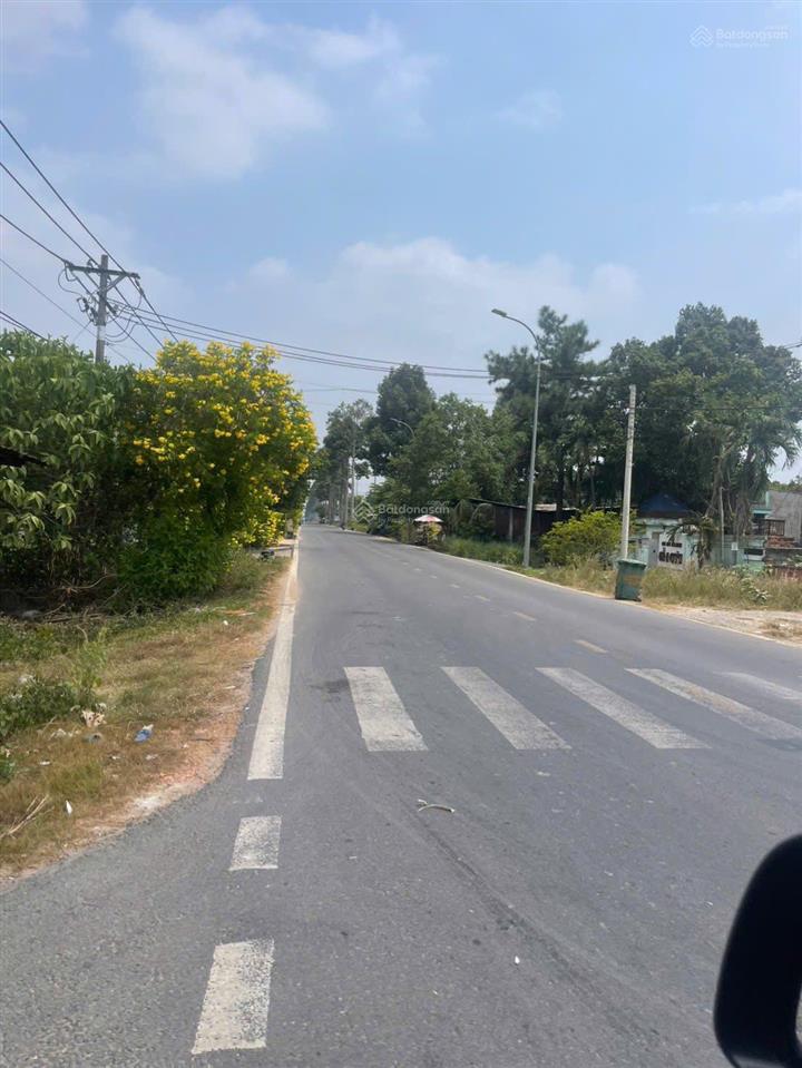 Bán gấp đất diện tích 126m2 giá 750tr đường bà thiên xã nhuận đức củ chi gần ủy ban  sổ hồng riêng