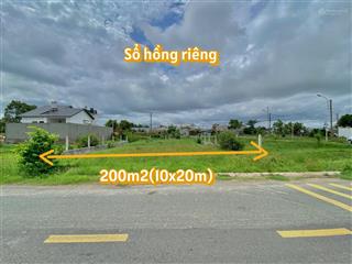 Bán đất 200m2 giá 1ty3 đường tỉnh lộ 8thị trấn củ chi gần trường học ngay trung tâm sổ hồng riêng