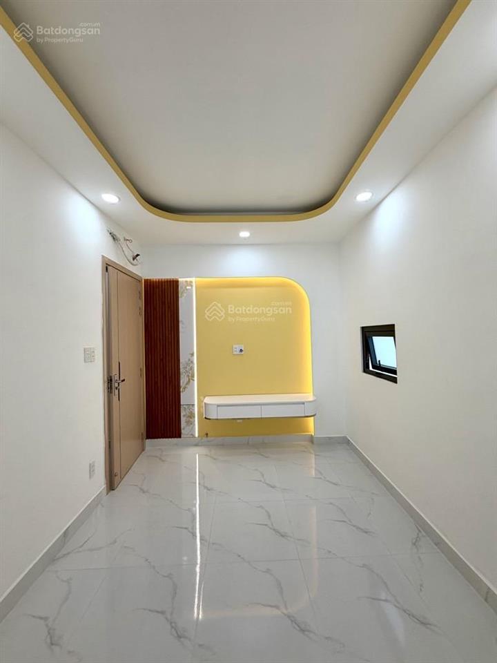 Sát mặt đường số 8  lê văn quới giáp tân phú nhà 2 tầng mới đẹp nhỉnh 4 tỷ