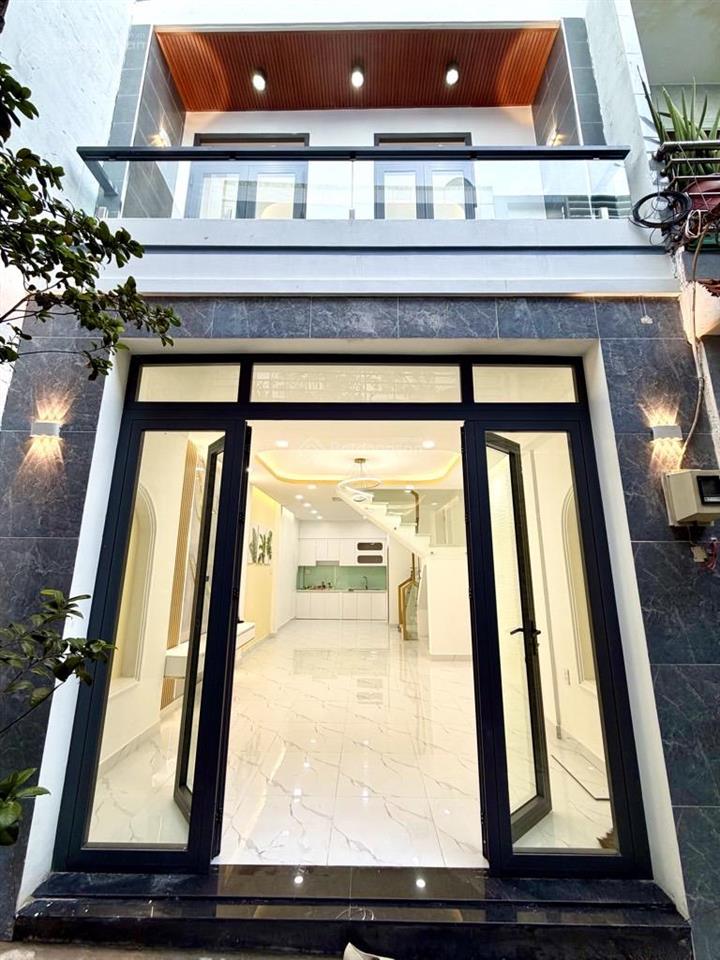 Sát mặt đường số 8  lê văn quới giáp tân phú nhà 2 tầng mới đẹp nhỉnh 4 tỷ