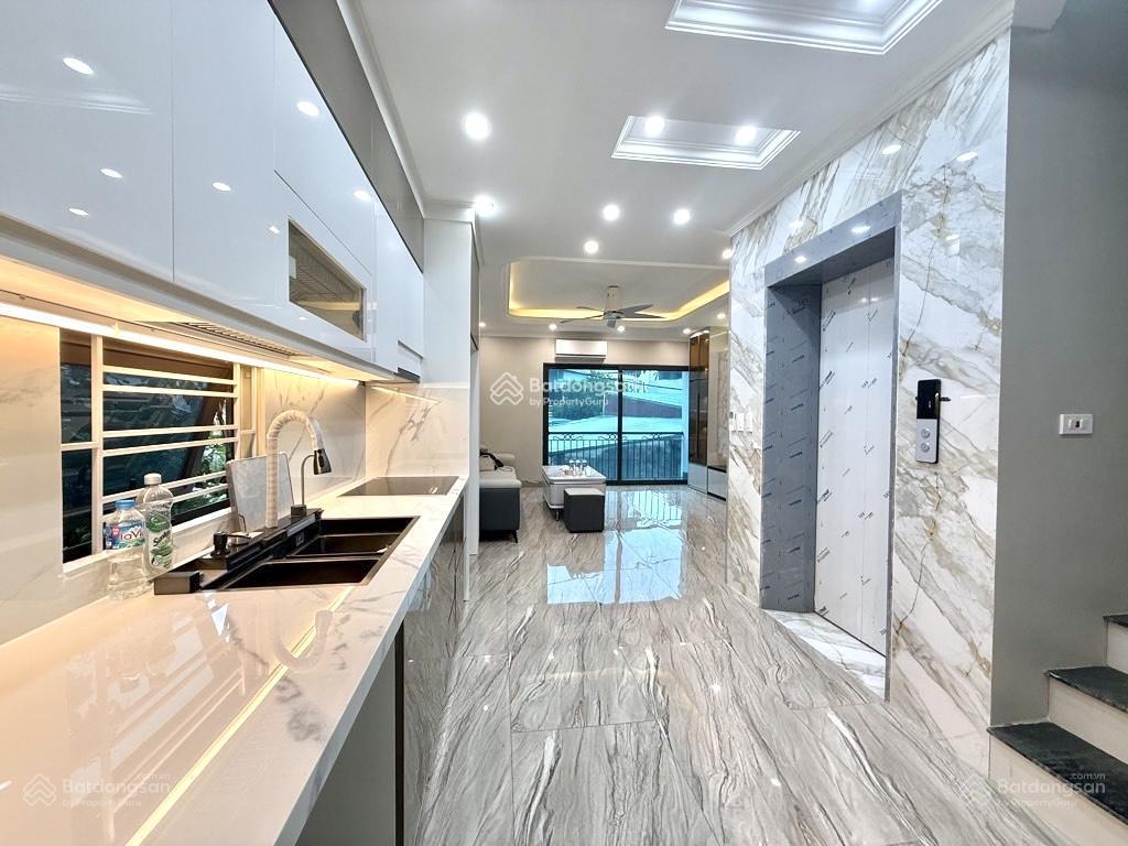 Hiếm! bán nhà lô góc vương thừa vũ, 7t thang máy, sổ vuông, ngõ thông nông ô tô đỗ, 62m2*5.2m mt