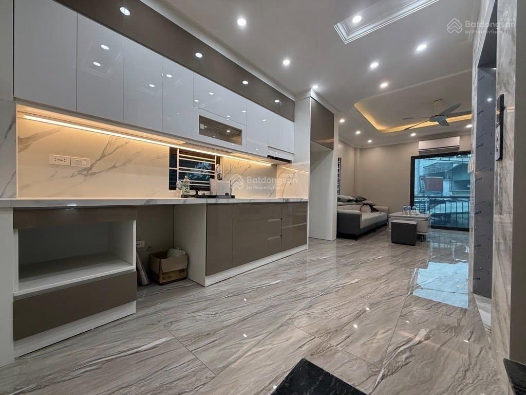 Hiếm! bán nhà lô góc vương thừa vũ, 7t thang máy, sổ vuông, ngõ thông nông ô tô đỗ, 62m2*5.2m mt