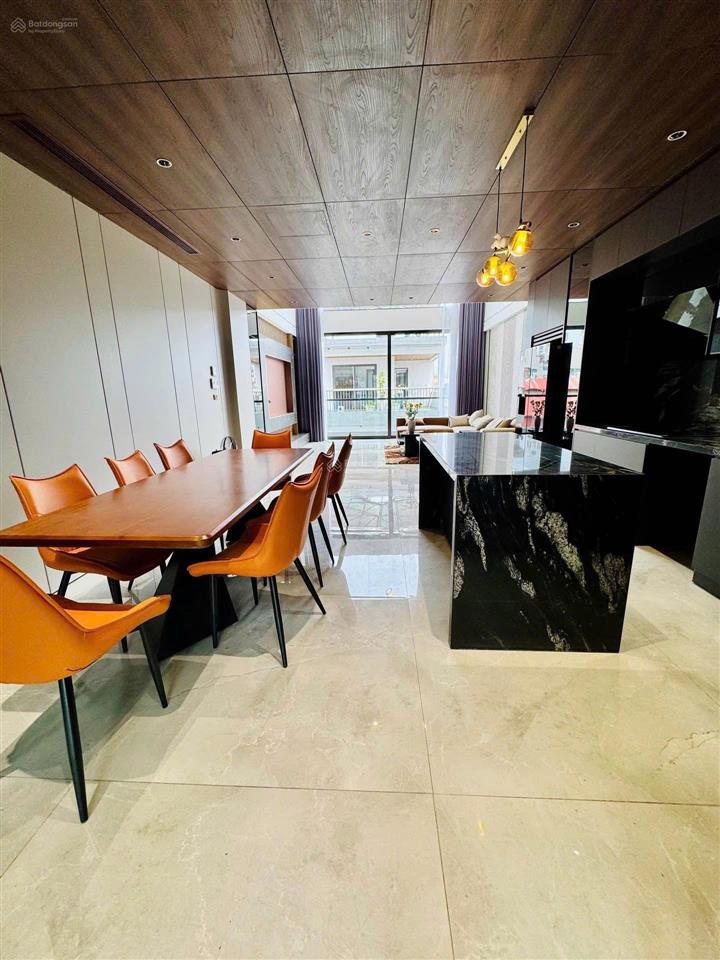 Đối diện royal! bán nhà lô góc vũ tông phan, 48m2*7t*5.2m mt, thang máy, ngõ thông, cực nông, mới!