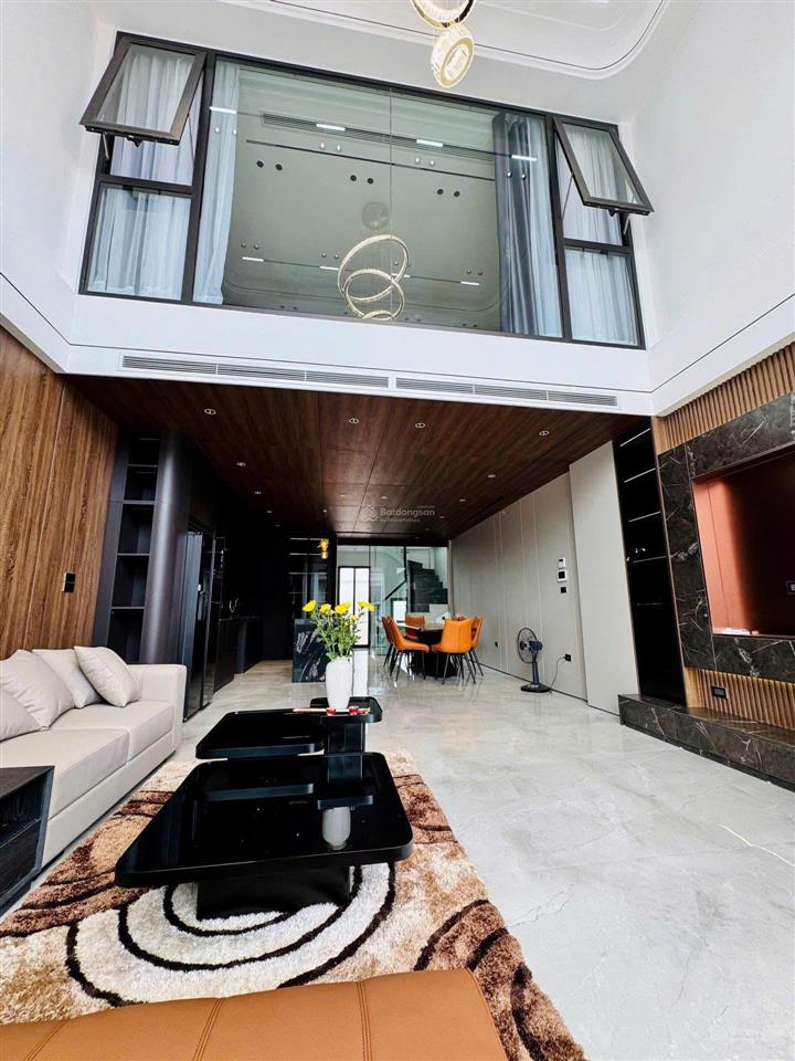 Đối diện royal! bán nhà lô góc vũ tông phan, 48m2*7t*5.2m mt, thang máy, ngõ thông, cực nông, mới!