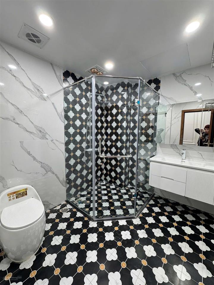 Hiếm! bán nhà hoàng văn thái, 50m2*6t*4.5m mt, 10m ra phố, ngõ phân lô, 2 thoáng sáng, sổ vuông đẹp