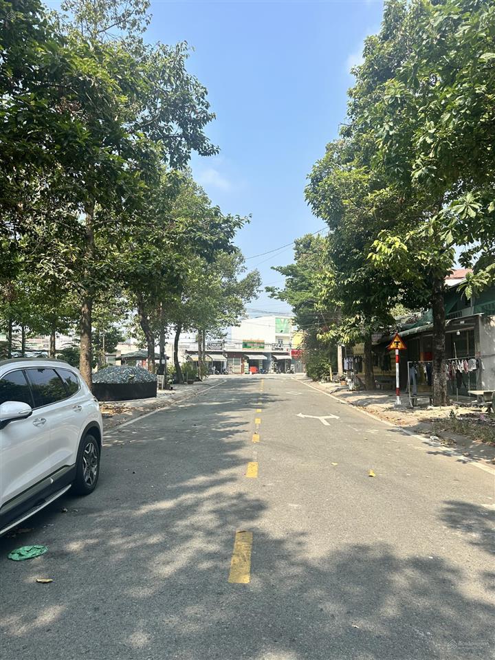 Bán đất đường chùa thông, sơn tây, trung tâm, giá đầu tư hơn 10tr/m, full đất ở đô thị, dân cư đông
