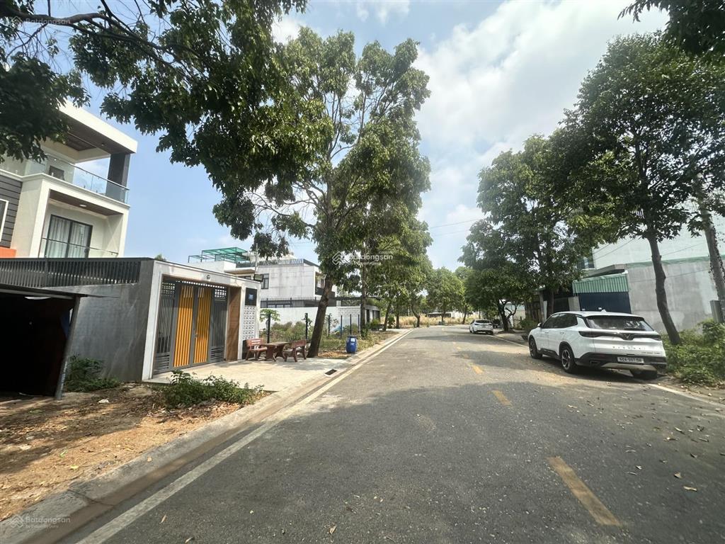 Bán đất đường chùa thông, sơn tây, trung tâm, giá đầu tư hơn 10tr/m, full đất ở đô thị, dân cư đông