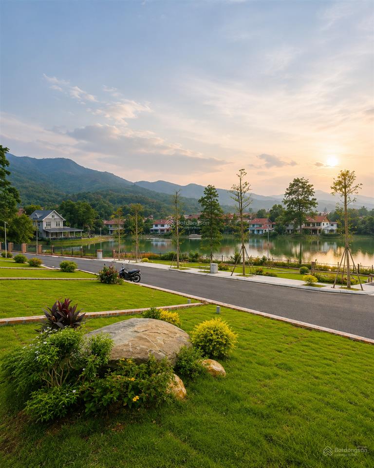 Hàng siêu hiếm bán đất tùng thiện, sơn tây, 101m2, 1,46 tỷ, full thổ cư, đất ở đô thị, view hồ 100%