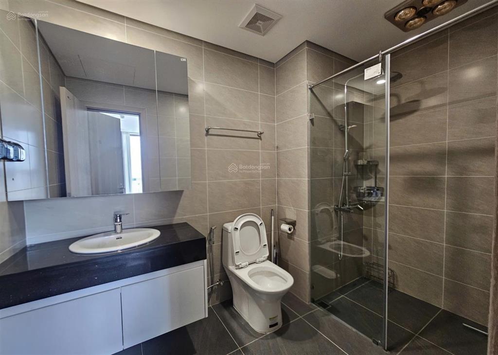 Cho thuê căn góc 96m2 tầng cực đẹp tại khai sơn, full nội thất grandbois pháp. giá 15 triệu/tháng