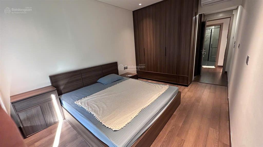 Chủ nhà đi nước ngoài cần cho thuê căn 120m, 3pn khai sơn nội thất hiện đại, giá thuê 18tr