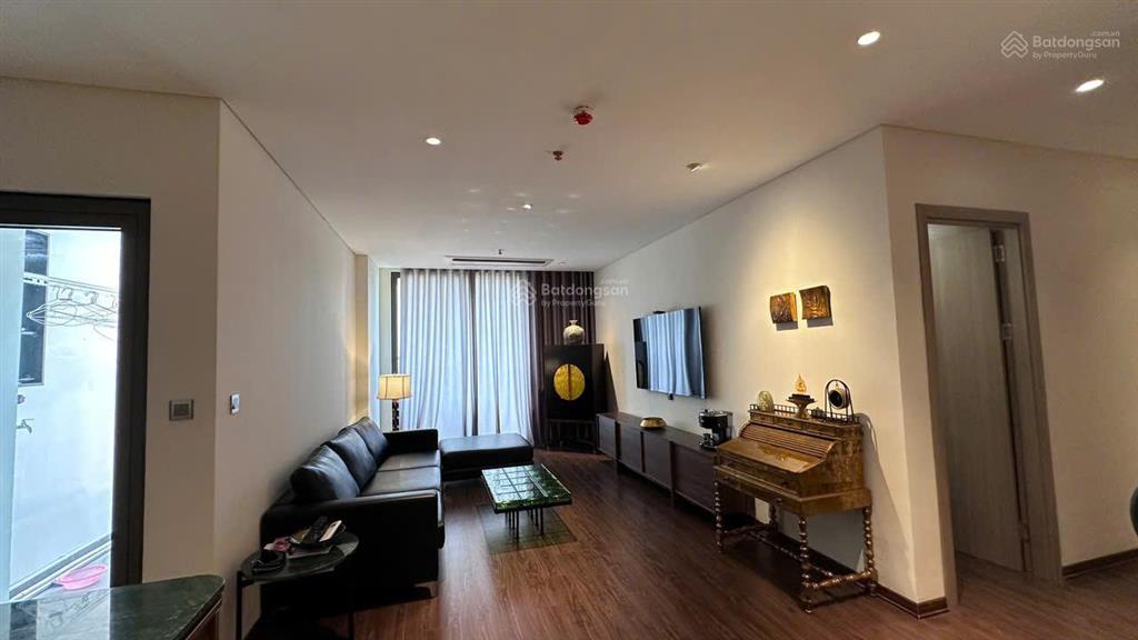 Chủ nhà đi nước ngoài cần cho thuê căn 120m, 3pn khai sơn nội thất hiện đại, giá thuê 18tr