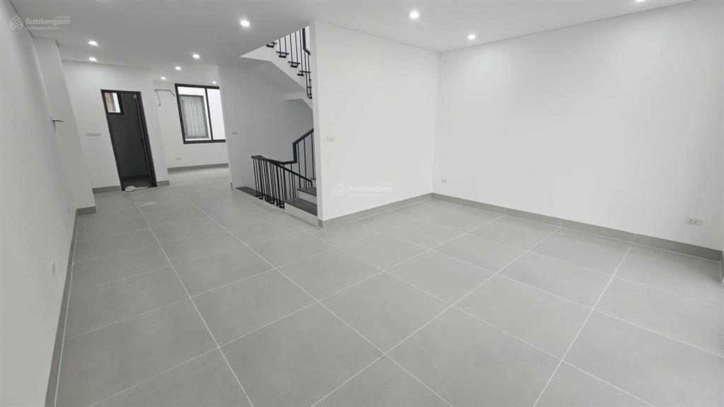 Cho thuê liền kề 80m nhà mới hoàn thiện cơ bản tại khai sơn city  5 tầng  giá 30tr