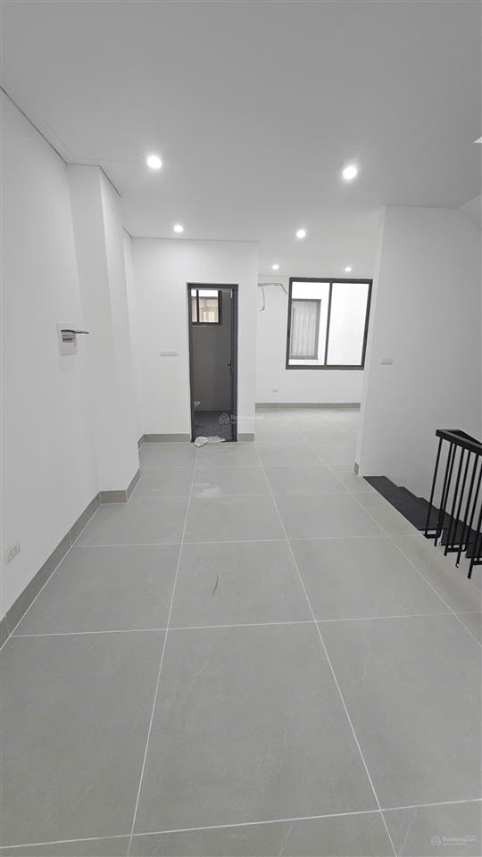 Cho thuê liền kề 80m nhà mới hoàn thiện cơ bản tại khai sơn city  5 tầng  giá 30tr