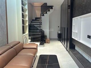 Hiếm có 1 căn!! chỉ nhỉnh 6.5 tỷ sở hữu nhà phố nguyễn văn cừ, 30m2, 5 tầng xây mới, ô tô đỗ cửa