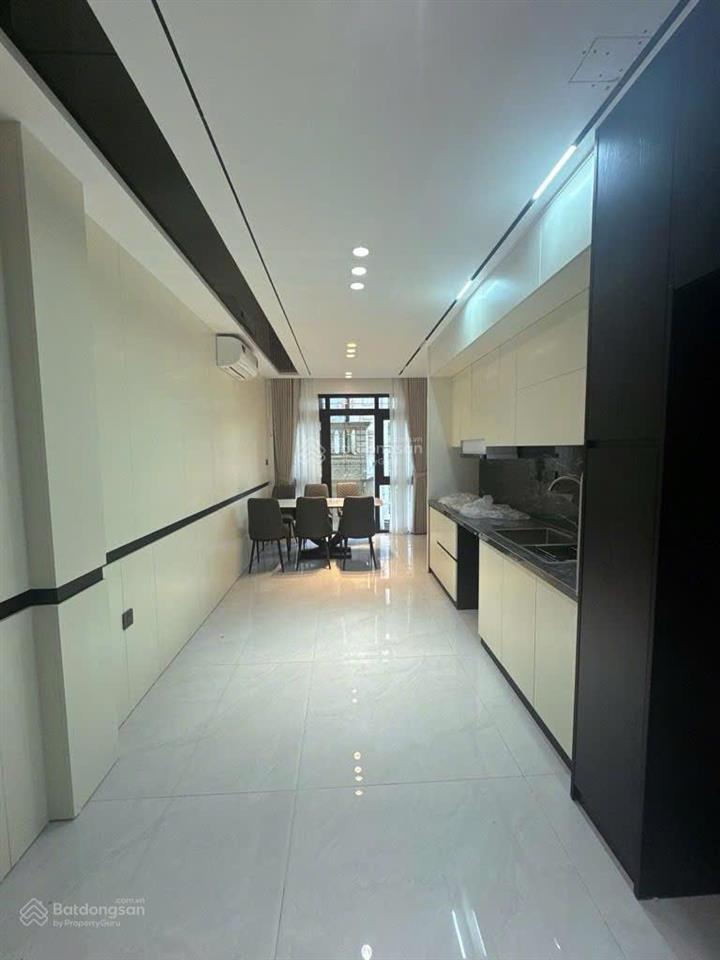 Hiếm có 1 căn!! chỉ nhỉnh 6.5 tỷ sở hữu nhà phố nguyễn văn cừ, 30m2, 5 tầng xây mới, ô tô đỗ cửa