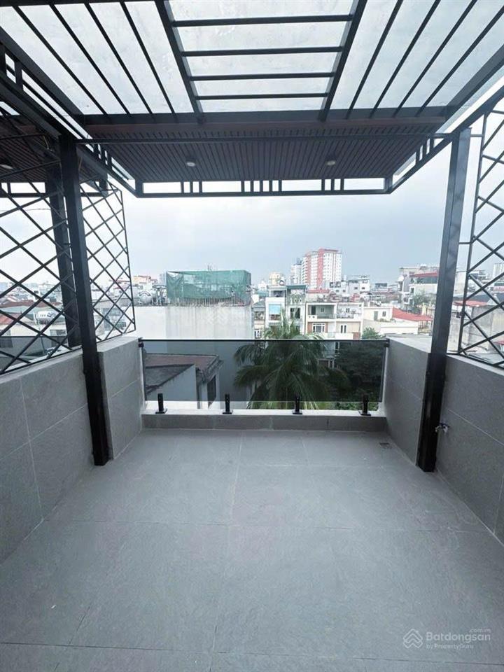 Hiếm có 1 căn!! chỉ nhỉnh 6.5 tỷ sở hữu nhà phố nguyễn văn cừ, 30m2, 5 tầng xây mới, ô tô đỗ cửa