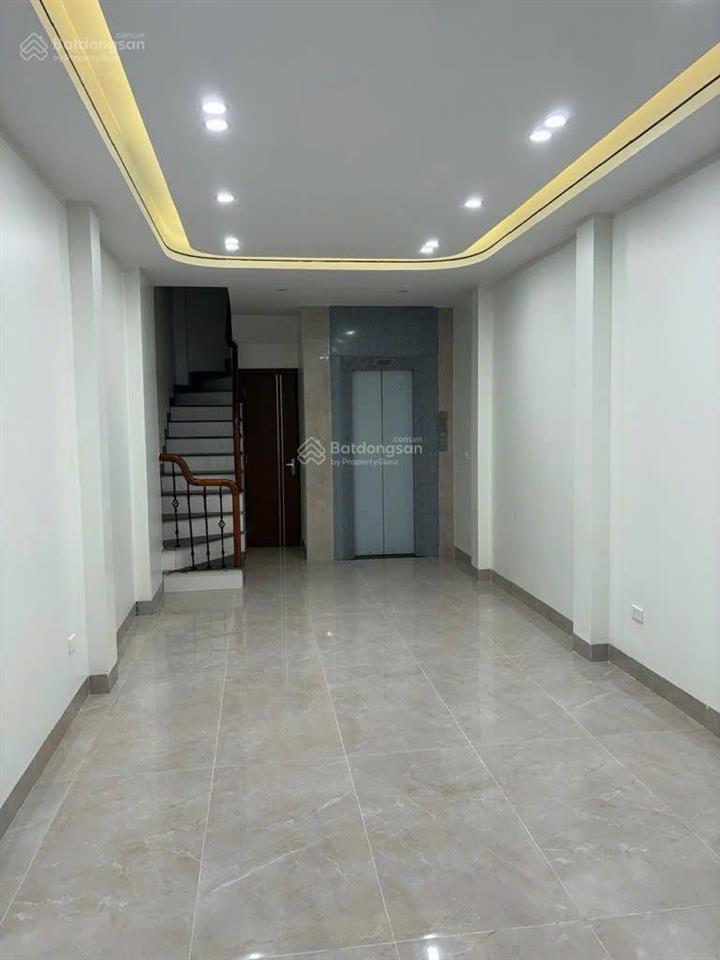 Hàng hiếm duy nhất! nhà phố nguyễn văn cừ  40m2  5 tầng nhỉnh 11 tỷ  gara ô tô  lõi trung tâm