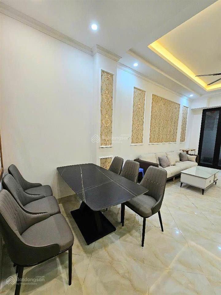 2 phút phố cổ  ô tô đỗ cửa  nở hậu  đơn giá tốt khu vực  41m2  5 tầng  chỉ nhỉnh 9 tỷ
