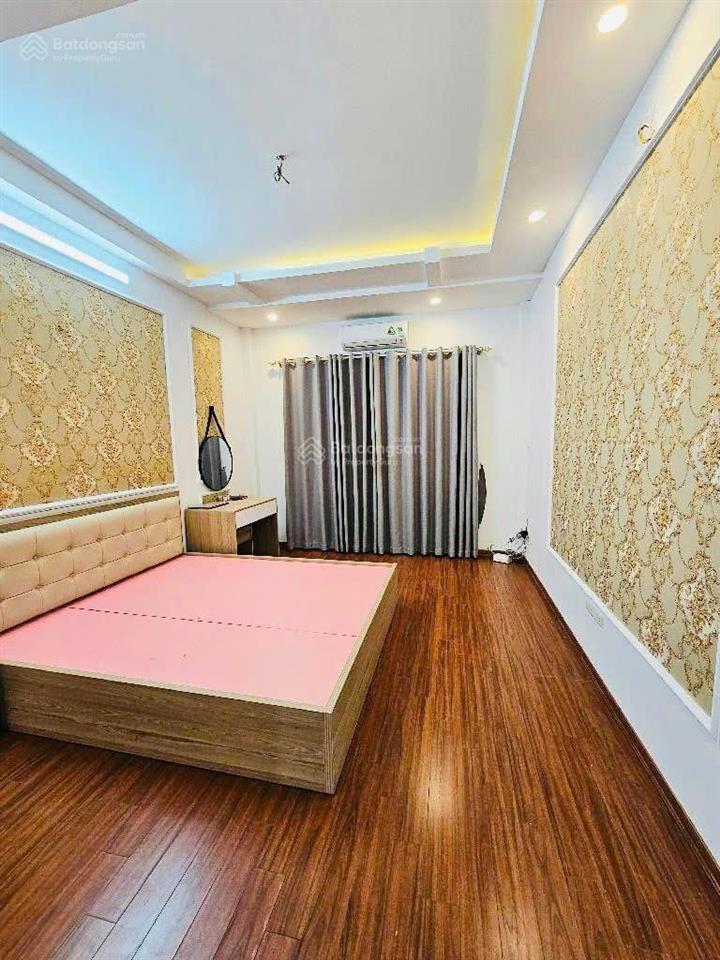 2 phút phố cổ  ô tô đỗ cửa  nở hậu  đơn giá tốt khu vực  41m2  5 tầng  chỉ nhỉnh 9 tỷ