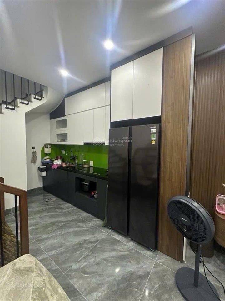 Giảm chào 400tr  trung tâm phố thạch bàn  40m2  5 tầng  gần ô tô  chỉ hơn 7 tỷ  full nội thất