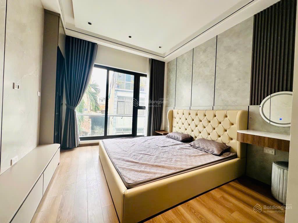 Hiếm! nhà phố việt hưng  45m 6 tầng 3 ngủ chỉ 10 tỷ  gara ô tô  lô góc  full nội thất xịn