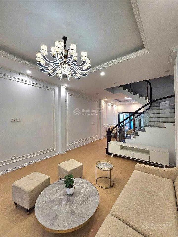 Tuyệt chủng! nhà dân xây  68m2  2 mặt ngõ  ô tô đỗ cửa gần cầu vĩnh tuy nhà dân xây 10 tỷ