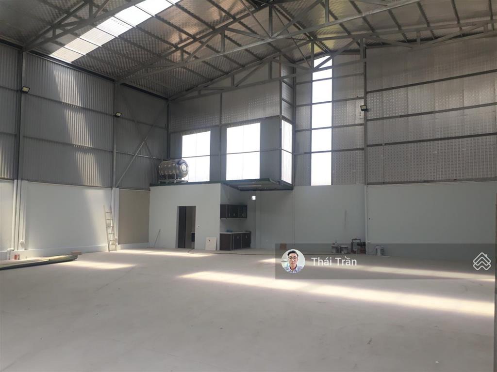 Cho thuê kho xưởng 250m2 tại hải bốiđông anh  xe 10 tấn vào tận nơi, điện 3 pha, xuất vat đầy đủ