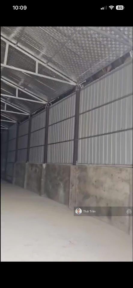 Cho thuê kho 400m2 xã đông anh, trần cao, cont vào, xuất vat đầy đủ, 3 pha đầy đủ