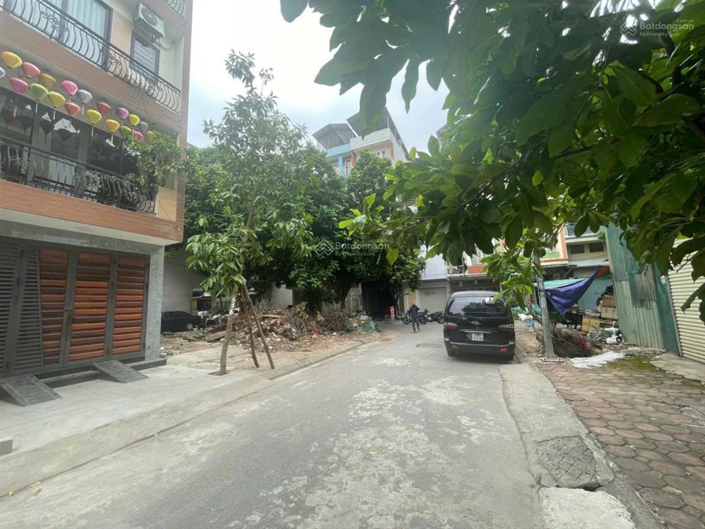 Bán gấp nhà cấp 4 tại xa la31 mô tô qua nhà.kinh doanh.cho thuê.đầu tưchỉ vài bước ra phố7.4 tỉ