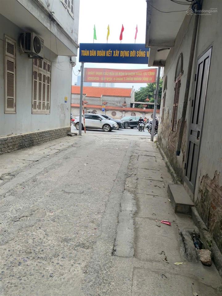 Bán gấp nhà cấp 4 tại xa la31 mô tô qua nhà.kinh doanh.cho thuê.đầu tưchỉ vài bước ra phố7.4 tỉ