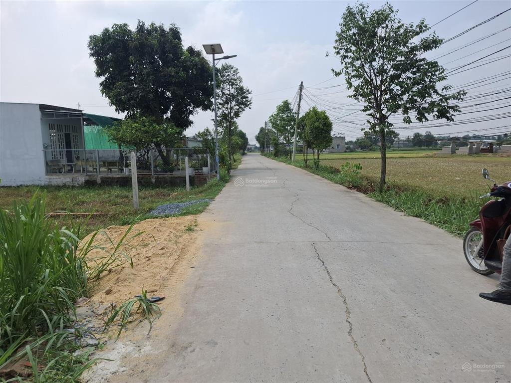 Chủ ngộp cần bán rẻ lô đất mặt tiền kính doanh mua bán