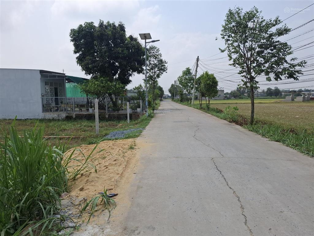 Chủ ngộp cần bán rẻ lô đất mặt tiền kính doanh mua bán