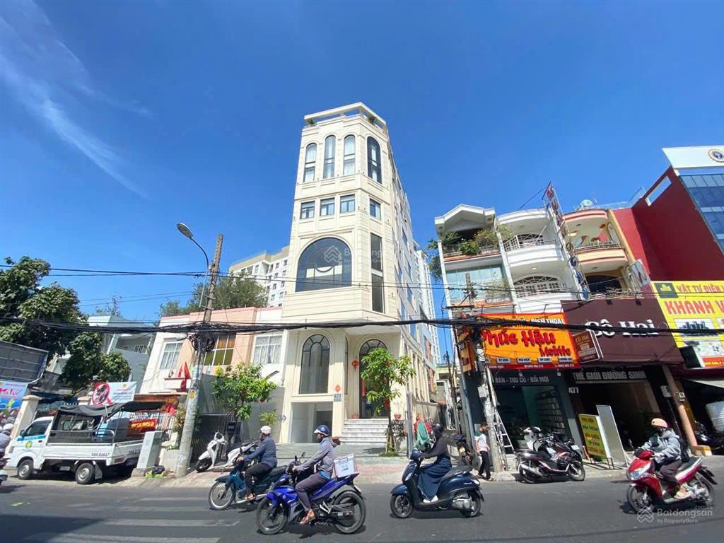 Toà nhà 9 tầng giá tốt nhất trung tâm 72 tỷ cho thẩm mỹ viện thuê 180tr/tháng góc 2mt lê quang định