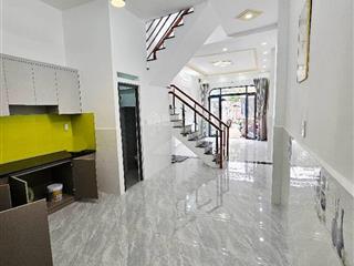 Bán nhà 2 tầng btct ( 52m2 ) full nội thất cạnh tễn lửa bình tân sát hẻm xe hơi , giá chỉ 5.o3 tỷ