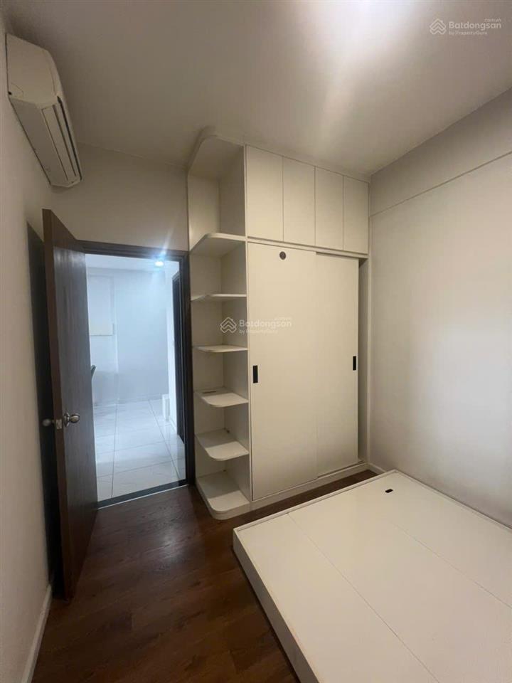 Giá sốc chuyển nhượng opal skyline 2pn 2wc full nội thất