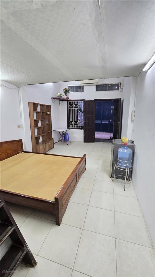 Bán nhà riêng tại lê trọng tấn, 7,5 tỷ, 33 m2, hiếm duy nhất