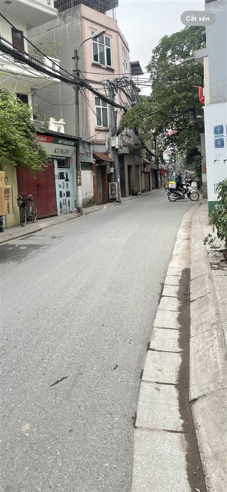 Bán nhà riêng tại lê trọng tấn, 7,5 tỷ, 33 m2, hiếm duy nhất