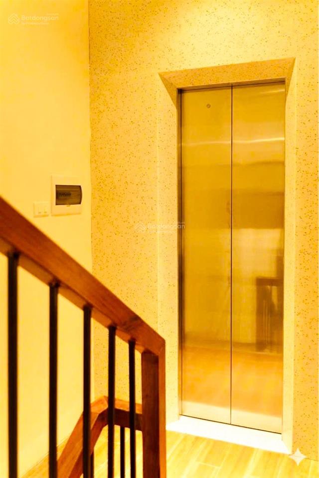 Bán nhà riêng 12,5 tỷ, 40m2 7tầng thang máy tại phố quan nhân, quận thanh xuân, chính chủ