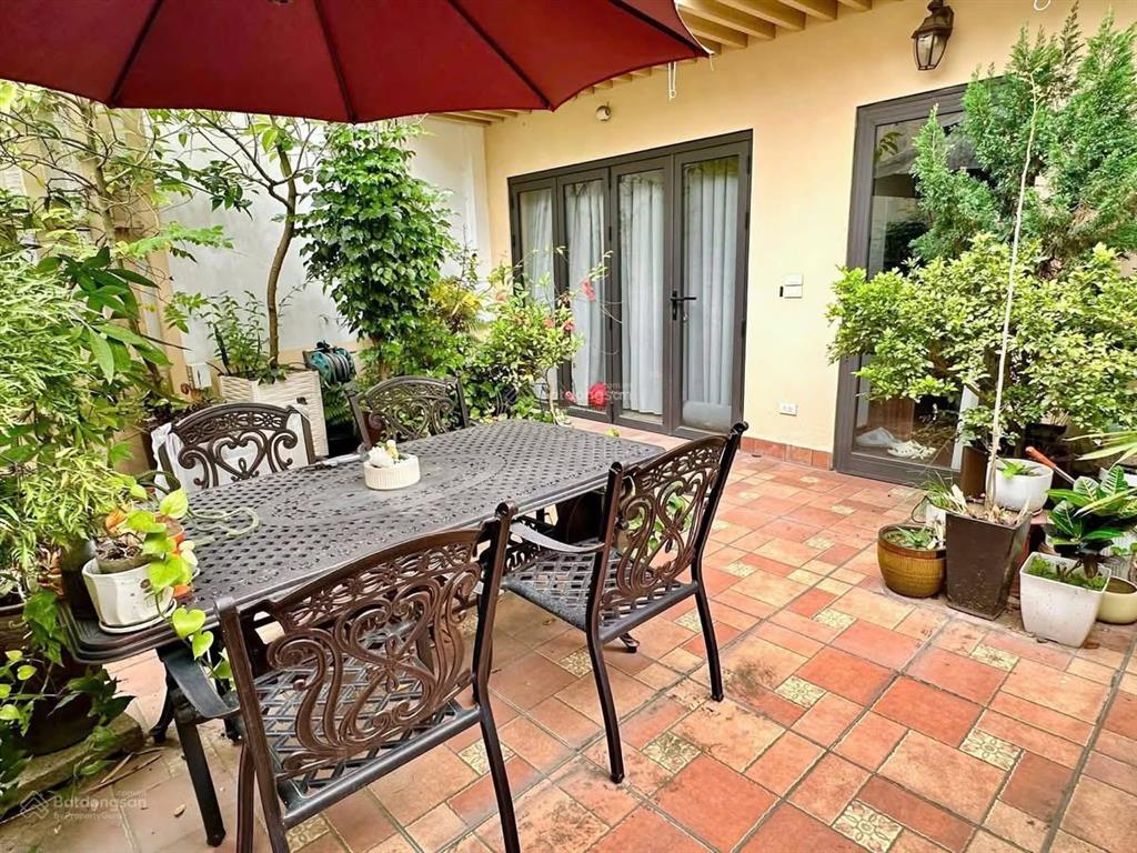 Phân lô cán bộ lê văn lương 100m2 x 5t mt 5.95m, thang máy, ô tô tránh, giá cực tốt.