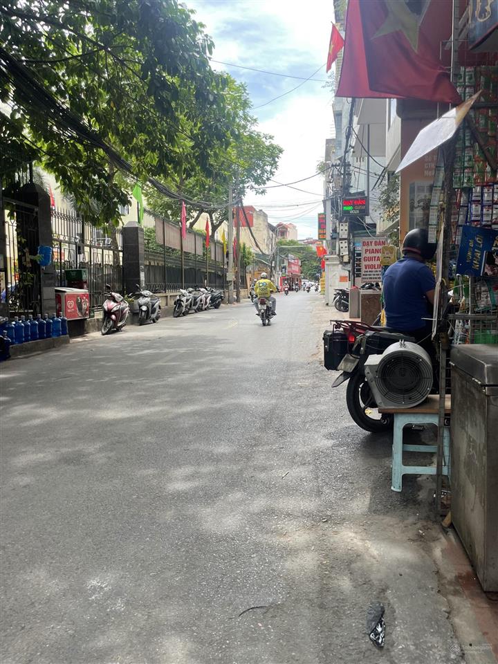 Nhà tại 51 phố tương mai hai bà trưng 38m2 x 4t 2 thoáng, 30m ra phố. chỉ 7.x tỷ