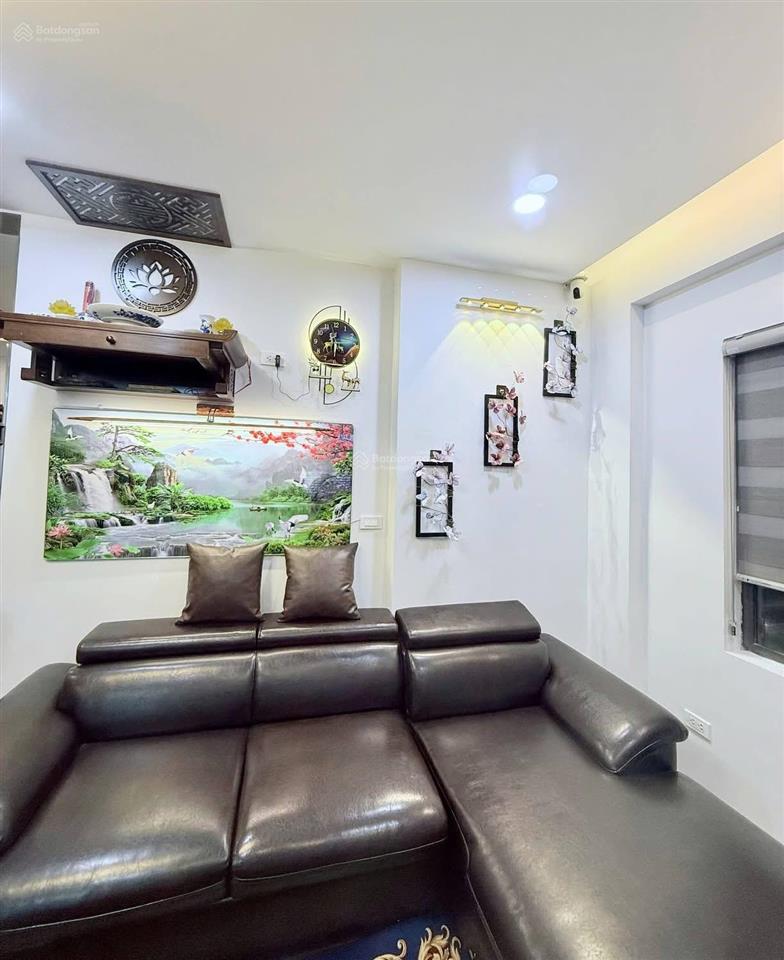 Hiếm  khương trung 33m2 xây 5 tầng dân trí cao, cạnh vành đai 2.5. chỉ 6.9tỷ