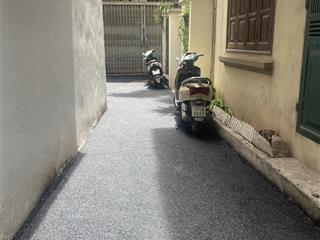 Hiếm  khương trung 33m2 xây 5 tầng dân trí cao, cạnh vành đai 2.5. chỉ 6.9tỷ