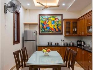 Bán nhà riêng tại 211, khương trung, 6,85 tỷ, 33 m2 5 tầng an ninh tốt, giá siêu rẻ.