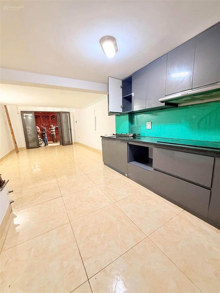 Bán nhà riêng tại 42/133 thịnh liệt, 6,6 tỷ, 33m2, 3pn, 4wc, 5 tầng