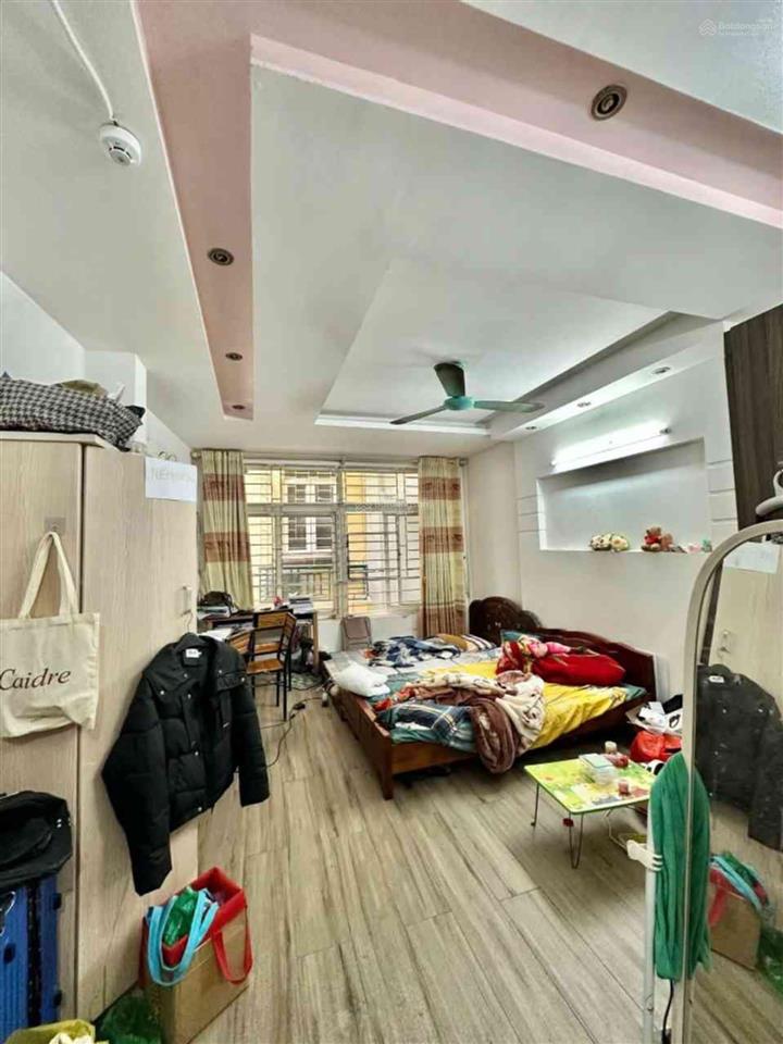 Ngõ 22 tôn thất tùng 40m x 6t dân trí cao hàng xóm toàn giáo viên. chỉ 8.x tỷ