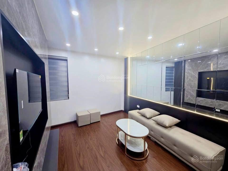 Phân lô ngõ 66 nguyễn hoàng 30m2 x 6 tầng nhà mới ở ngay. chỉ 7 tỷ